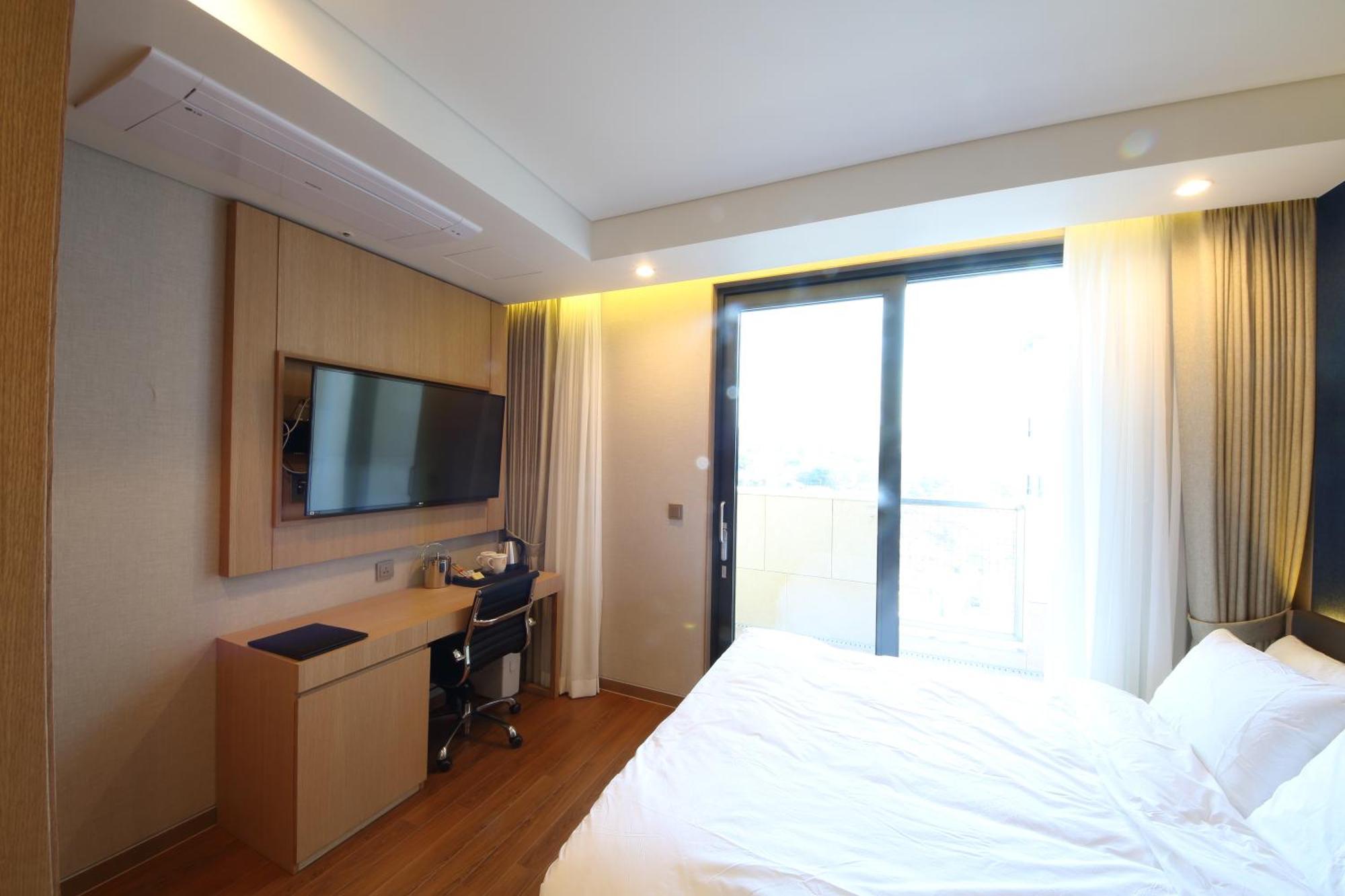 Benikea The H Hotel Hwaseong Номер фото