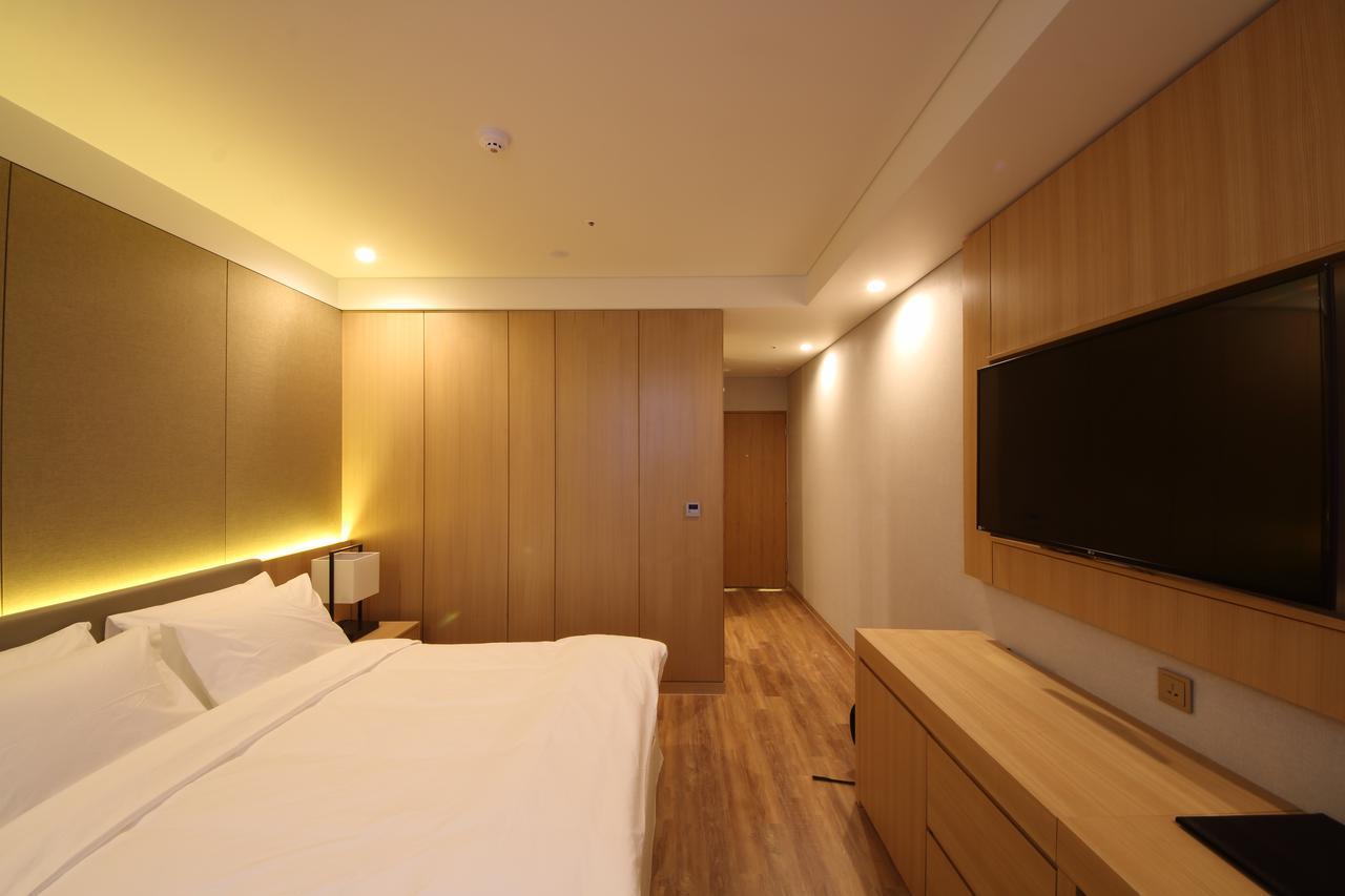 Benikea The H Hotel Hwaseong Экстерьер фото